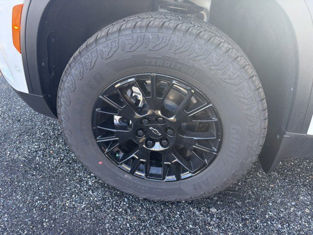 New 2026 Chevrolet Traverse Z71 w/ Enhanced Driving Package image 2