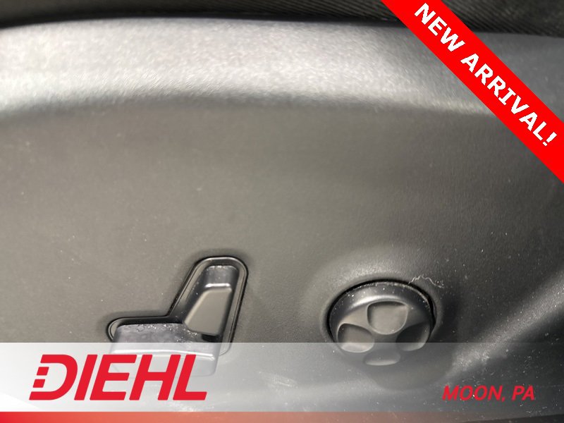 Used 2019 Jeep Cherokee Latitude Plus w/ Cold Weather Group image 16