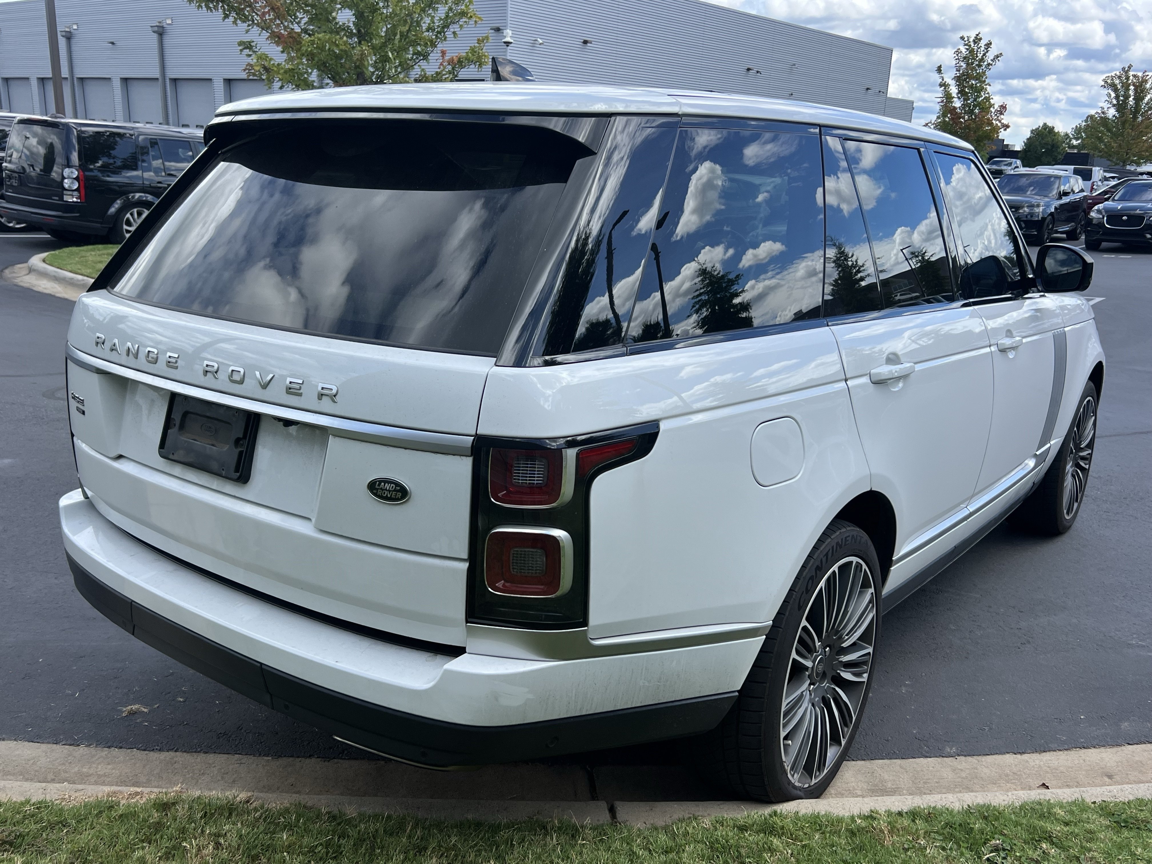 Used 2021 Land Rover Range Rover P525 Westminster Edition AWD/4WD image 36