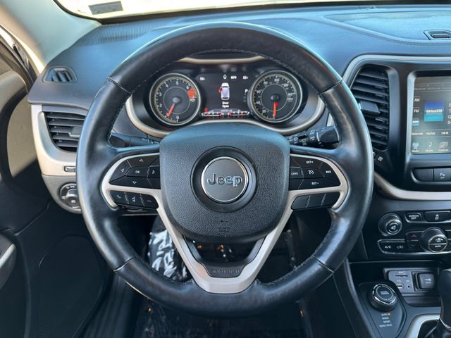 Used 2018 Jeep Cherokee Limited AWD/4WD image 20