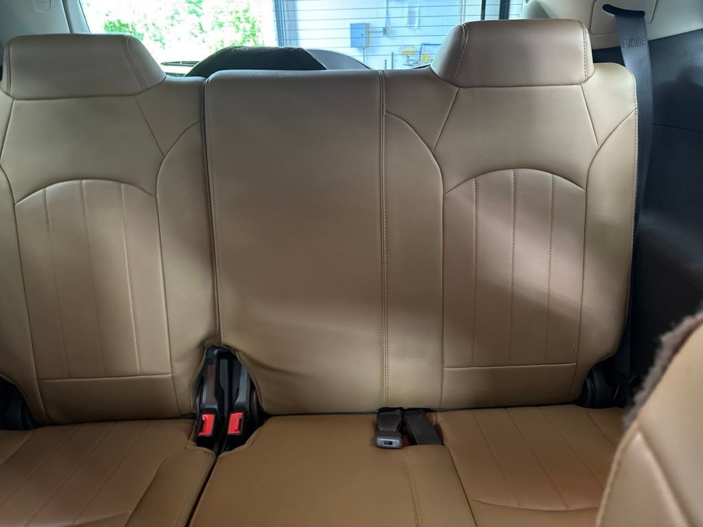 Used 2015 Buick Enclave Leather FWD image 20