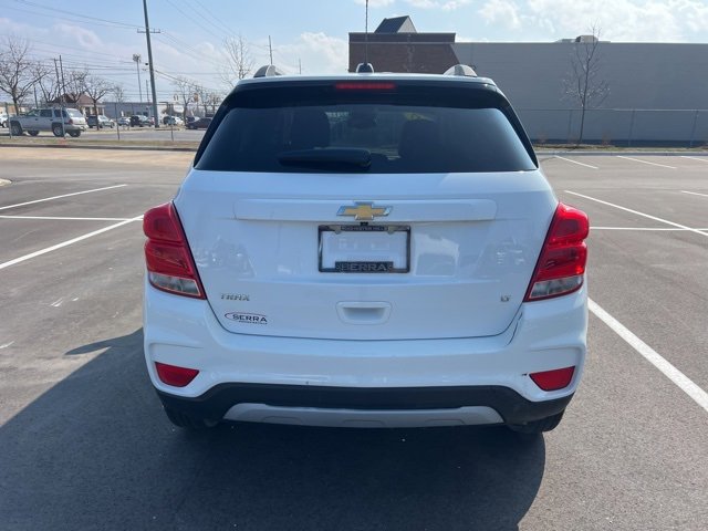Used 2017 Chevrolet Trax LT w/ LT Convenience Package image 6