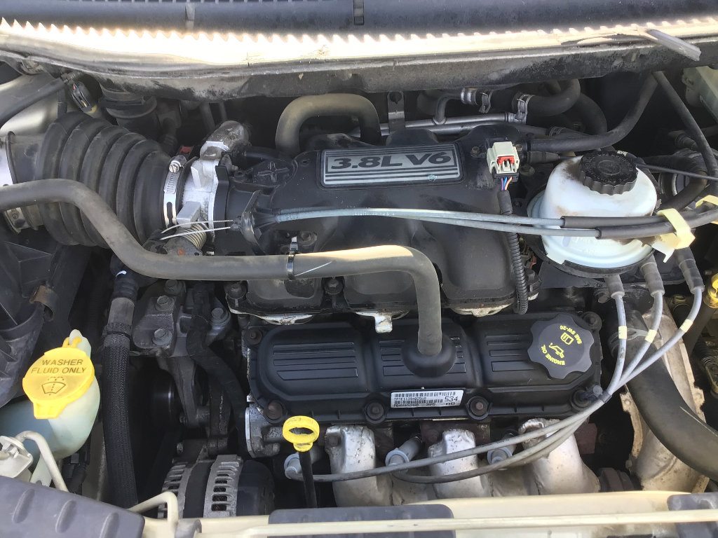 Used 2005 Dodge Grand Caravan SXT w/ Leather Interior Group image 17