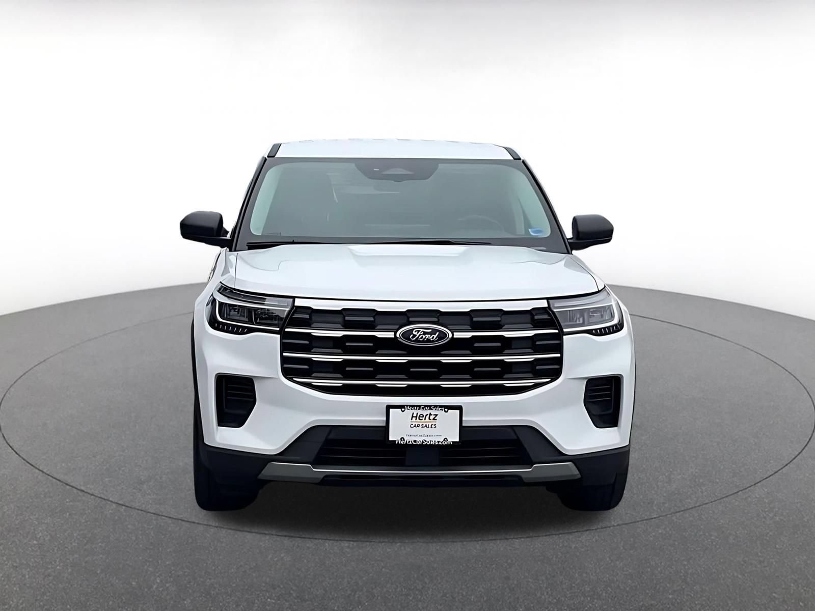 Used 2026 Ford Explorer Active AWD/4WD image 4