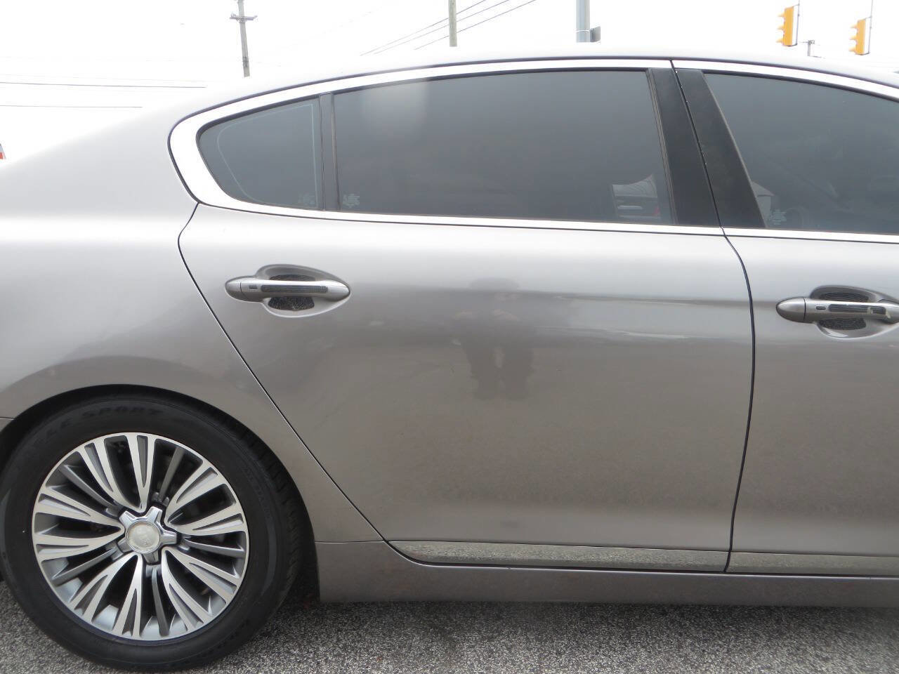 Used 2016 Kia K900 Luxury image 23