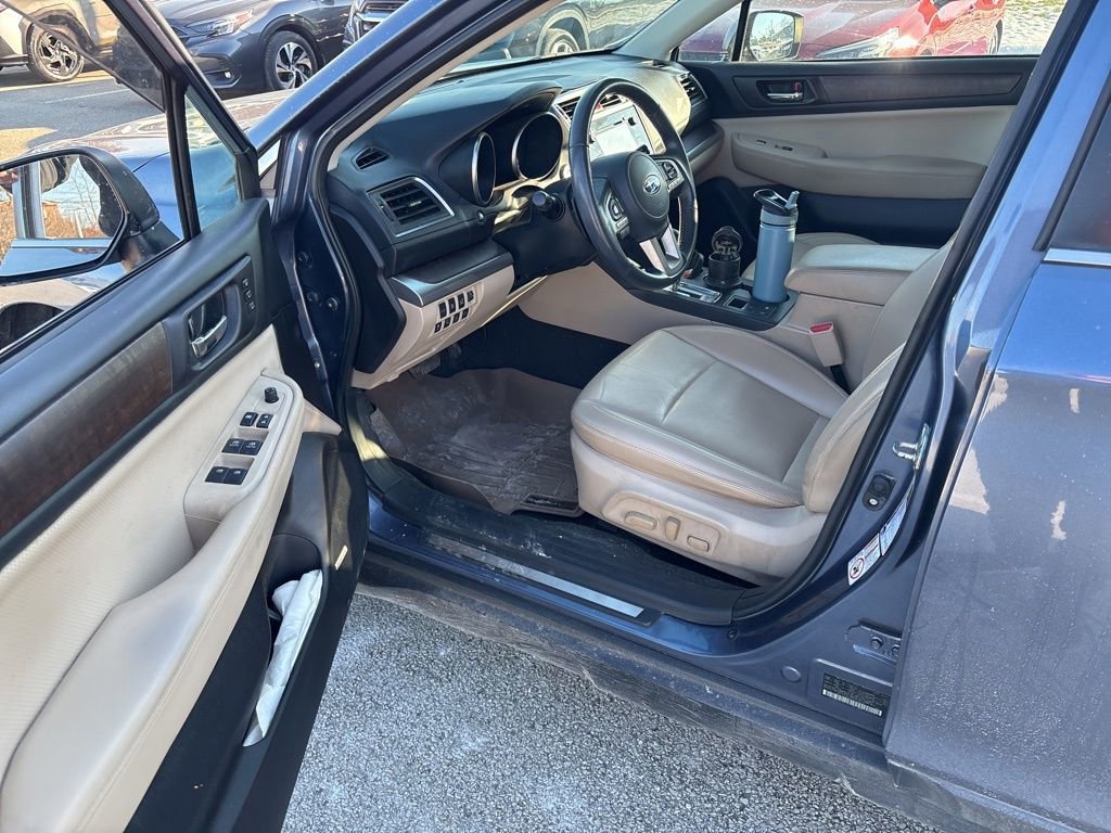 Used 2017 Subaru Outback 2.5i Limited image 43