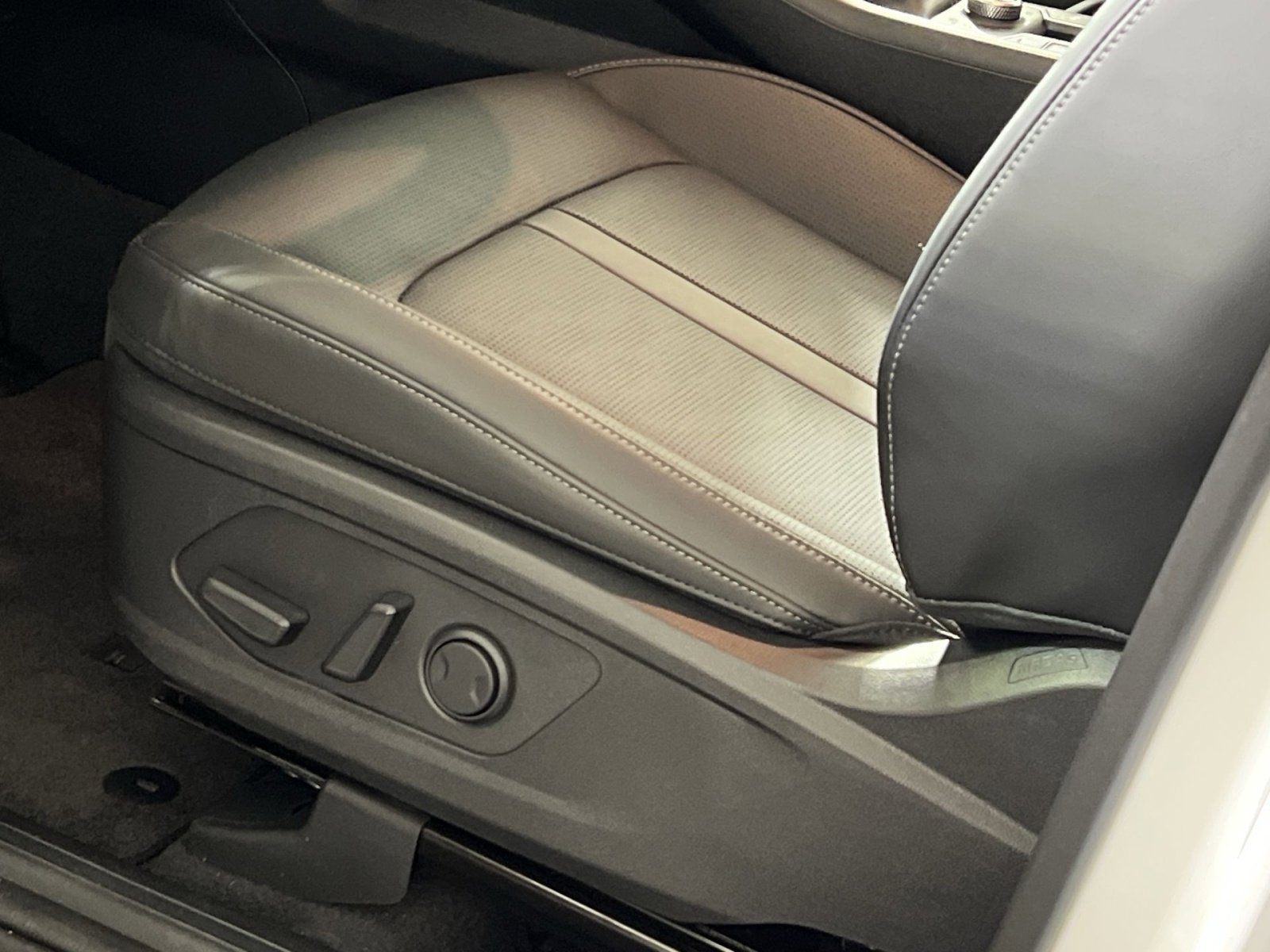 New 2026 Kia Sorento EX image 12