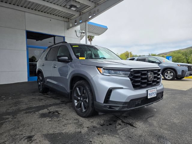 Certified 2023 Honda Pilot Sport image 9