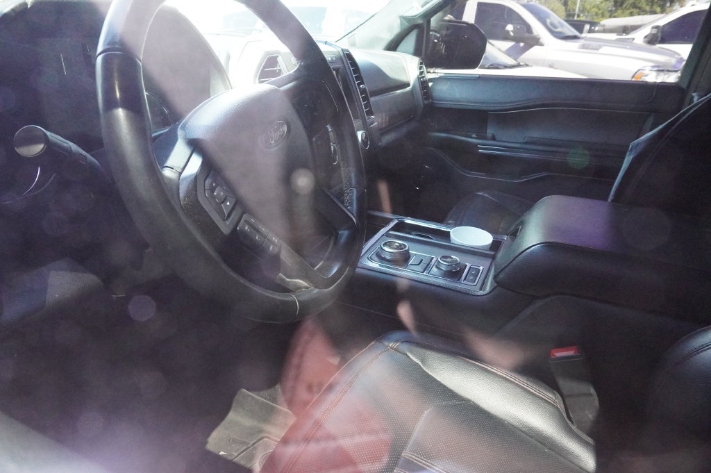 Used 2021 Ford Expedition Limited AWD/4WD image 10