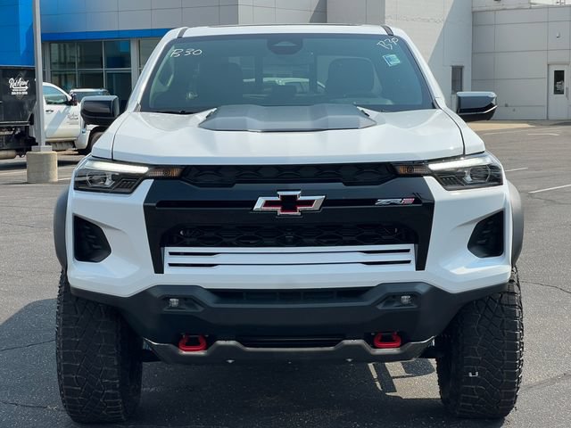 New 2026 Chevrolet Colorado ZR2 w/ Technology Package AWD/4WD image 40