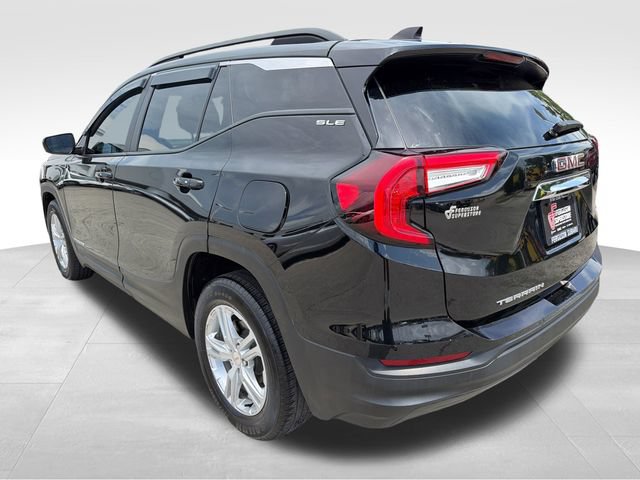 Used 2022 GMC Terrain SLE w/ Driver Convenience Package FWD image 5