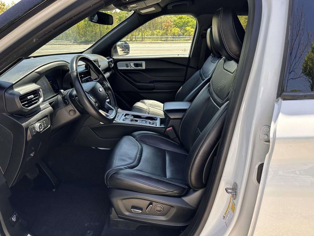 Used 2020 Ford Explorer ST AWD/4WD image 11