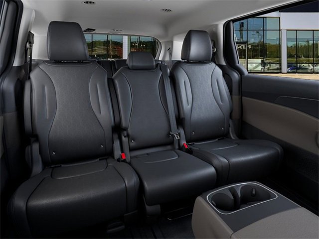 New 2026 Kia Carnival image 16