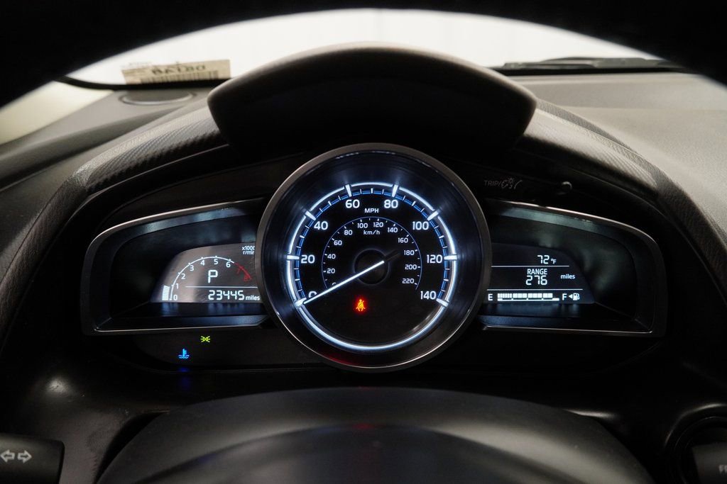 Used 2020 Toyota Yaris XLE image 26