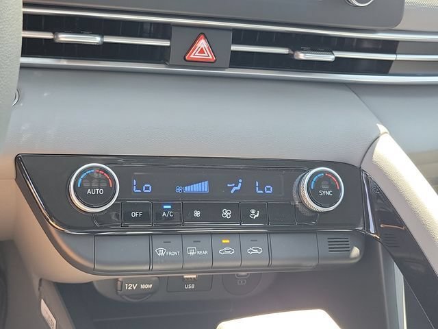 New 2026 Hyundai Elantra Hybrid FWD image 13