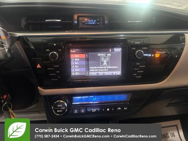 Used 2014 Toyota Corolla LE FWD image 19