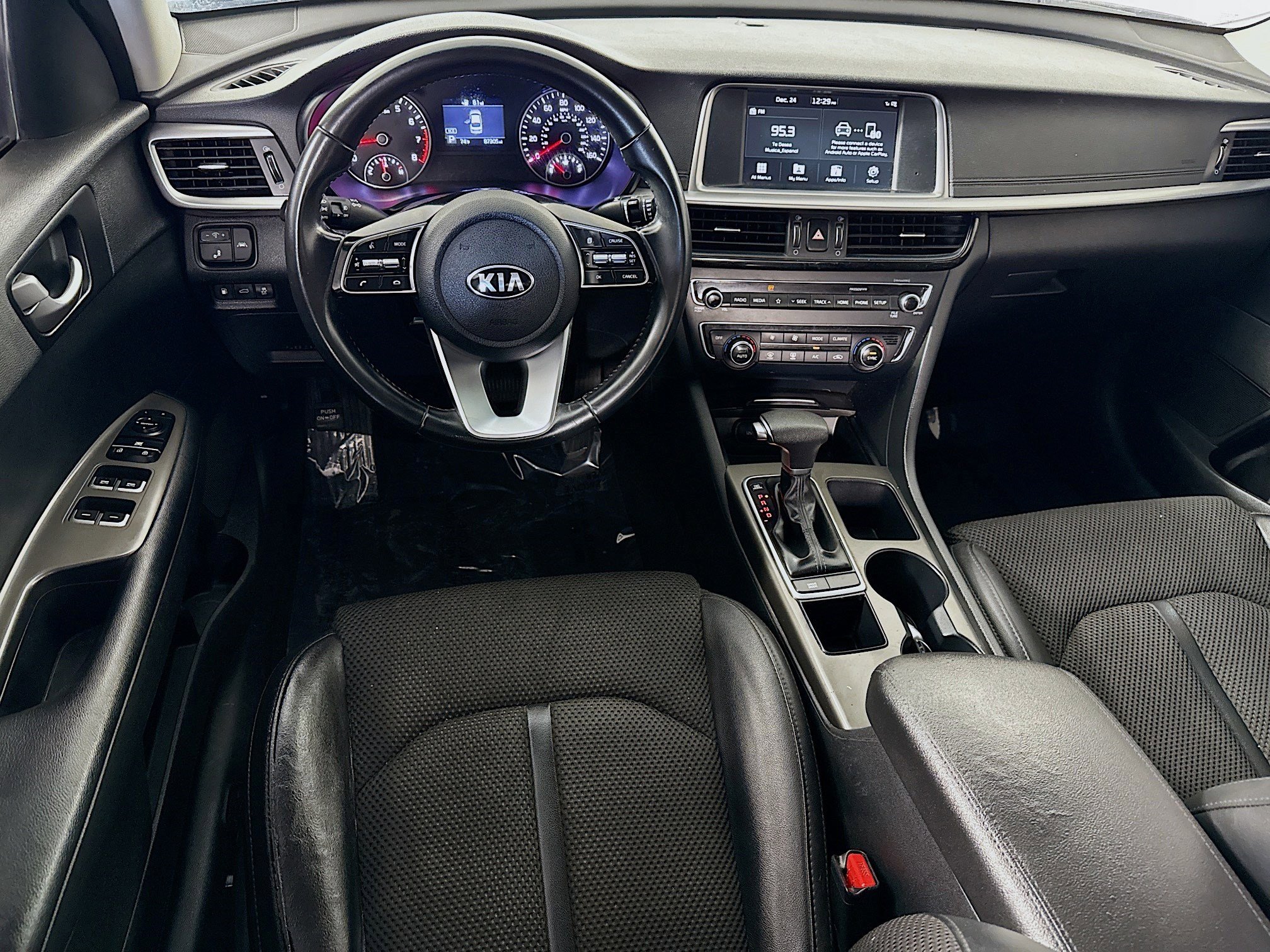 Used 2019 Kia Optima S w/ S Panoramic Sunroof Package image 17