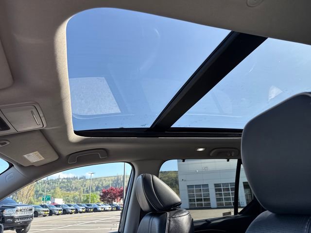 Used 2023 Honda Pilot Elite image 32