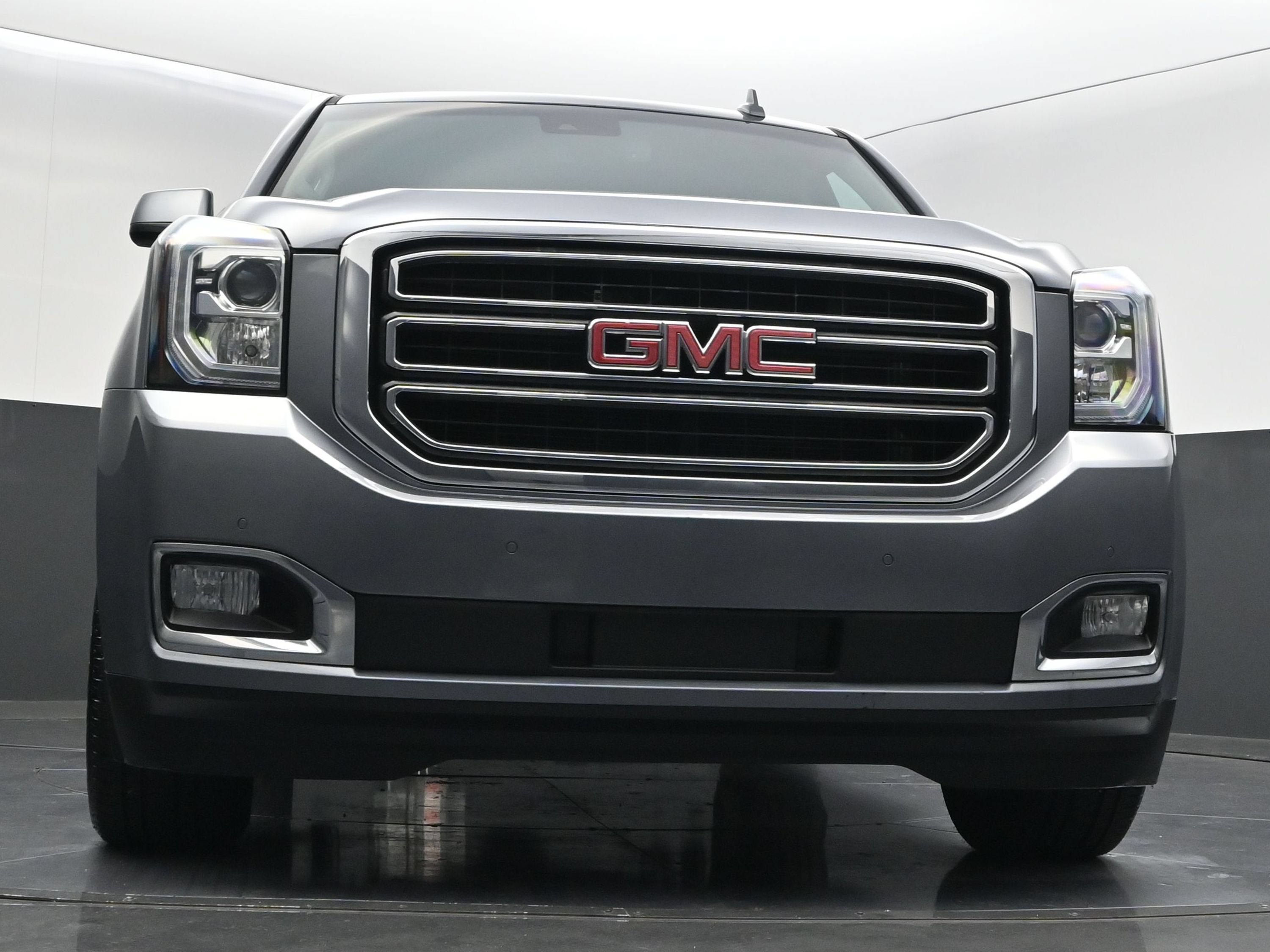 Used 2018 GMC Yukon SLT w/ Open Road Package AWD/4WD image 47