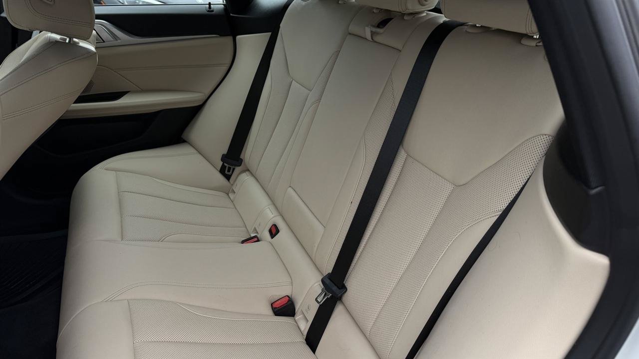Used 2023 BMW i4 eDrive35 w/ Premium Package RWD image 33