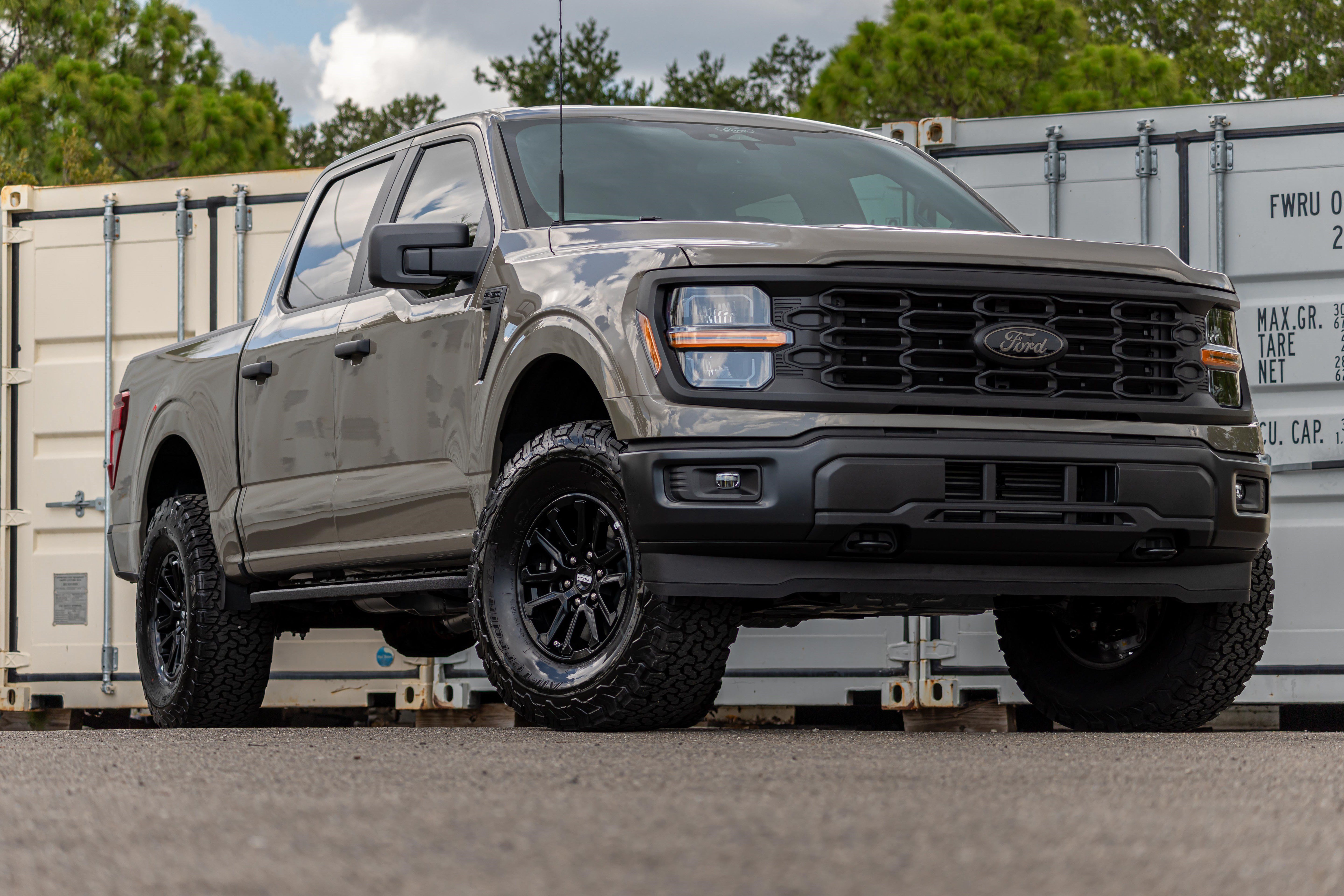 New 2026 Ford F150 STX w/ Equipment Group 201A FX4