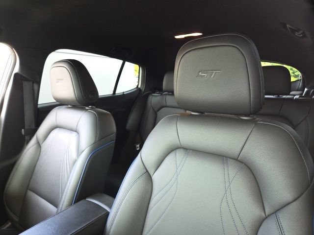 Used 2024 Buick Envista Sport Touring w/ Convenience I Package FWD image 21