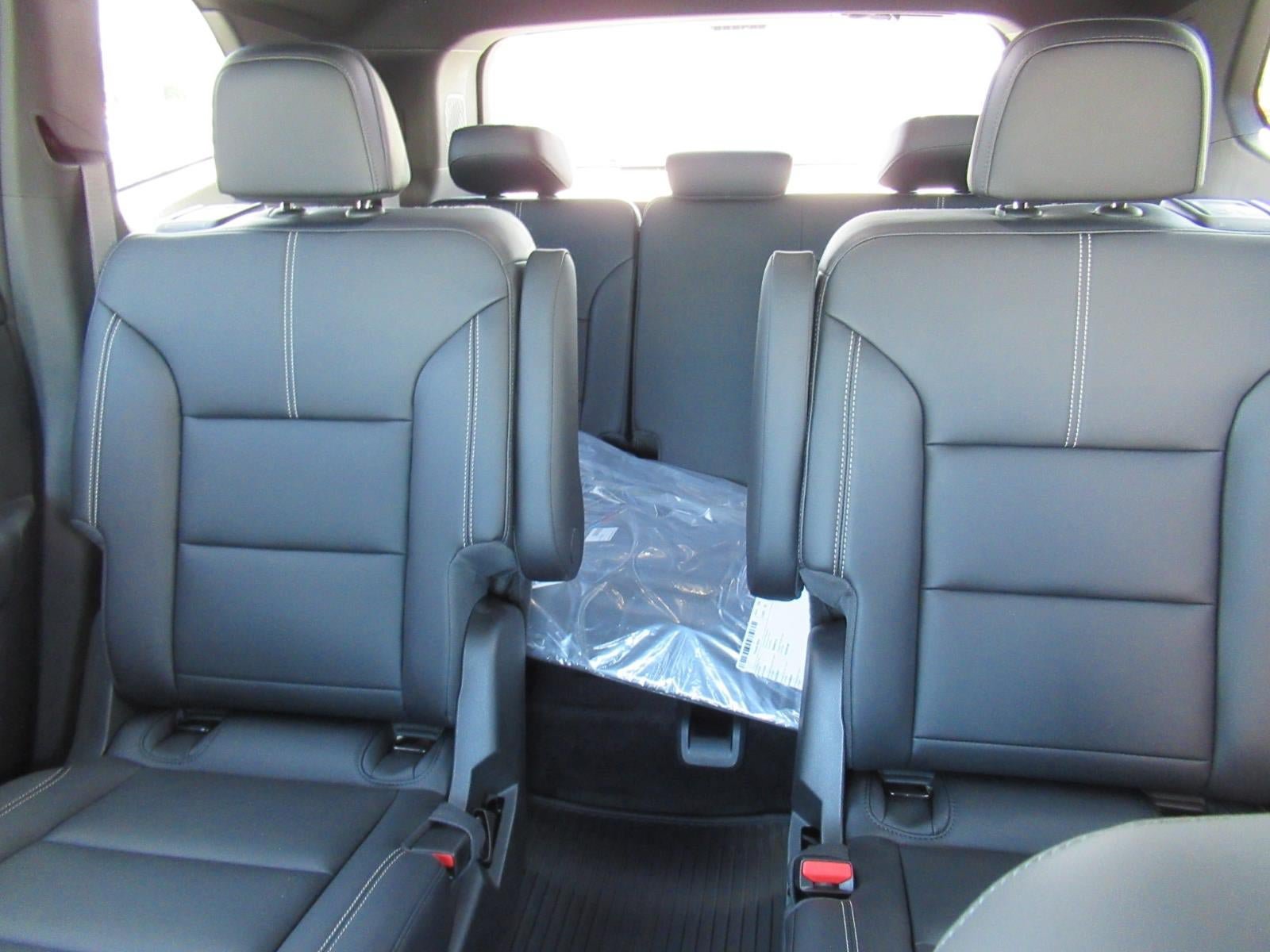 New 2026 GMC Acadia Elevation w/ Elevation Premium Package FWD image 19
