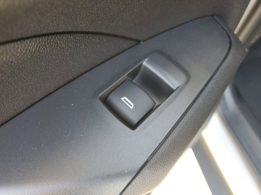 New 2026 Chevrolet Trax RS w/ Driver Confidence Package image 16