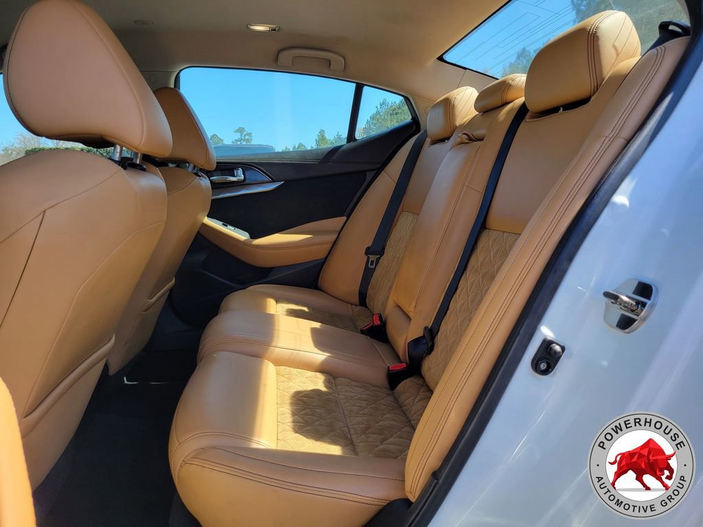 Used 2016 Nissan Maxima SR image 14