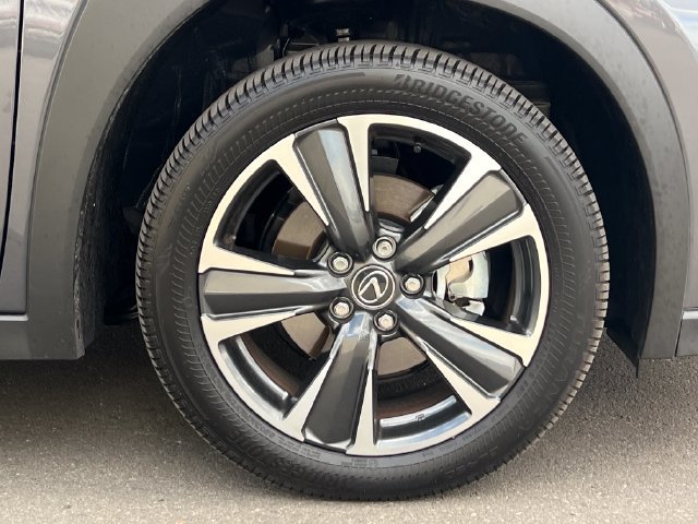 Used 2026 Lexus UX 300h FWD w/ Accessory Package (Z1) image 12