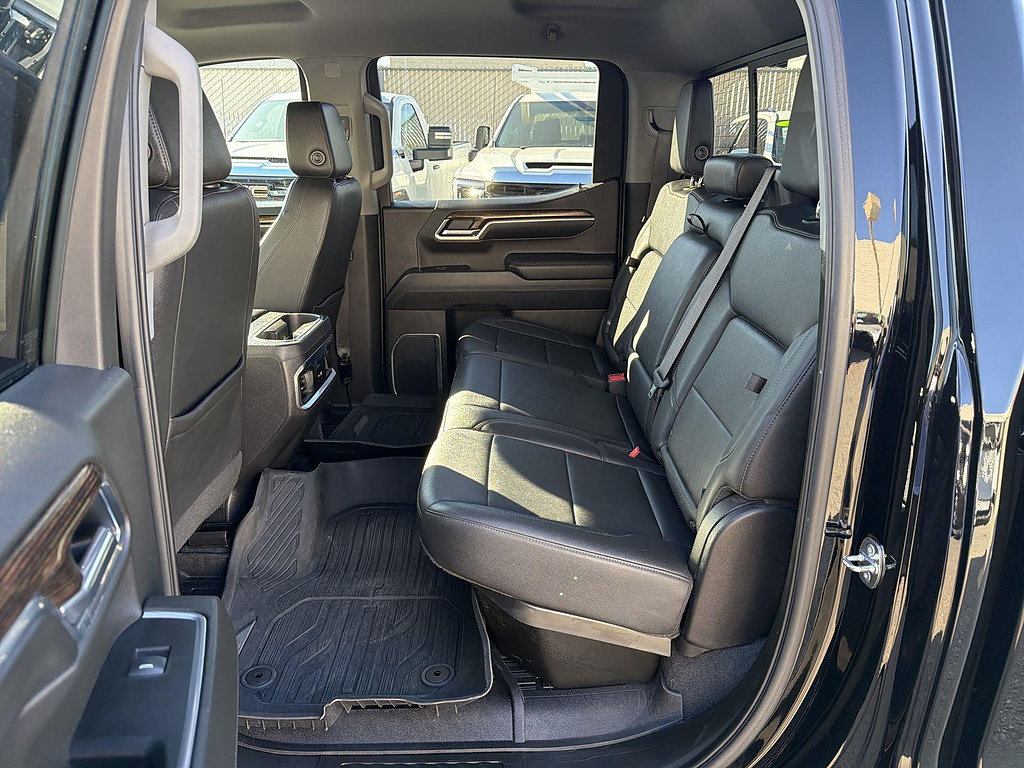 Used 2022 GMC Sierra 1500 Elevation w/ Elevation Premium Package AWD/4WD image 24