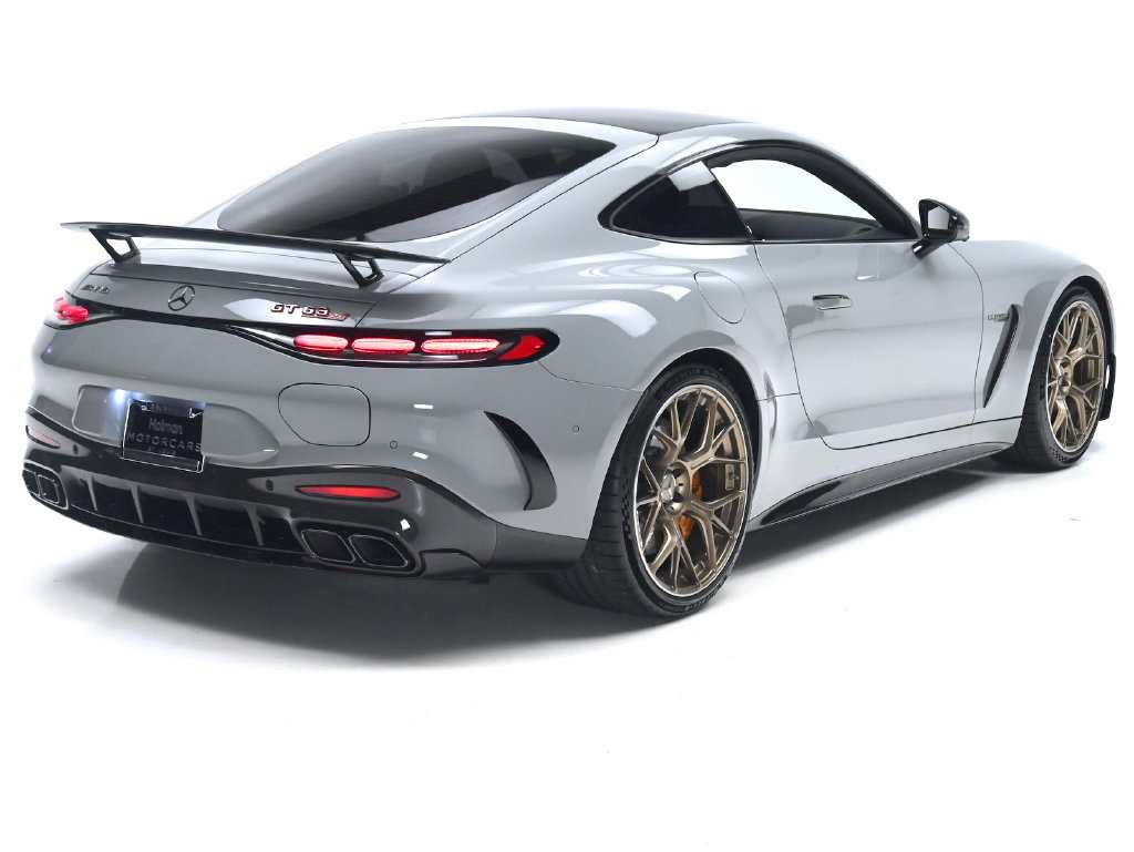 Used 2026 Mercedes-Benz AMG GT 63 image 4