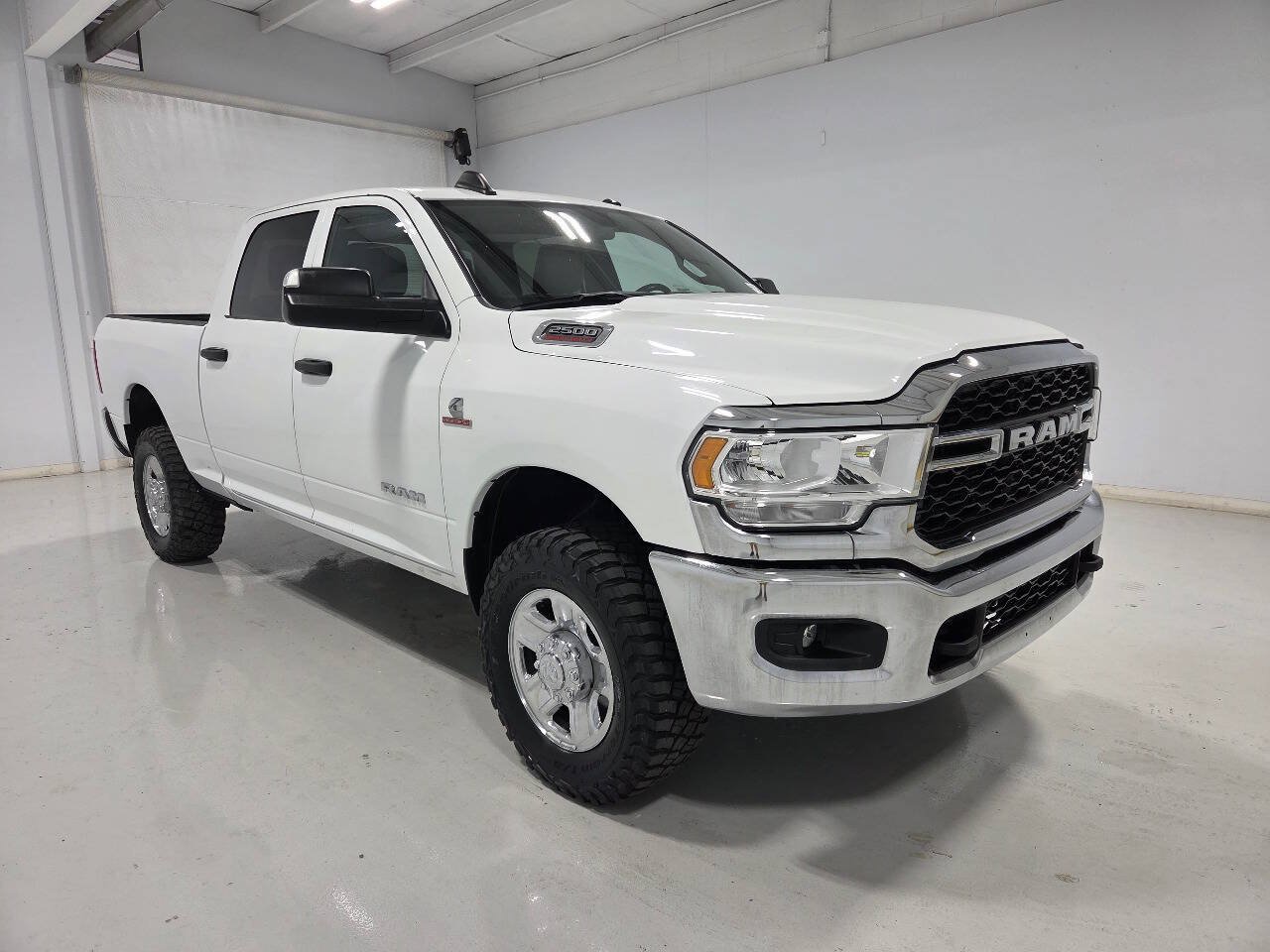 Used 2022 RAM 2500 Tradesman w/ Chrome Appearance Group