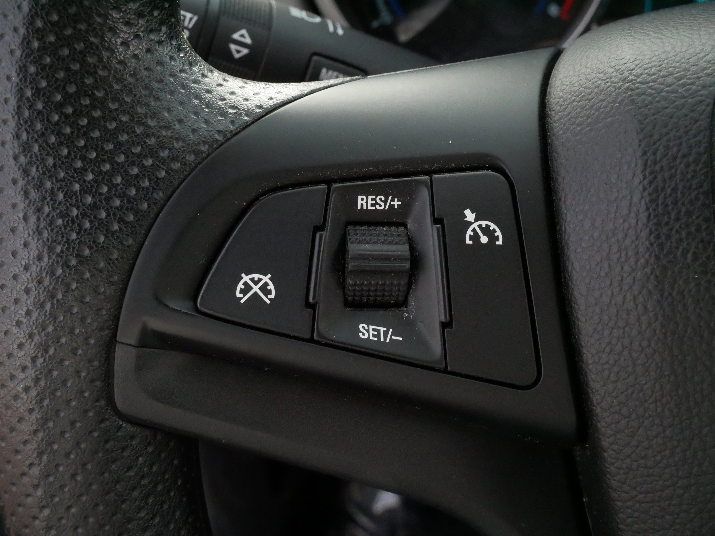 Used 2015 Chevrolet Cruze LT image 27