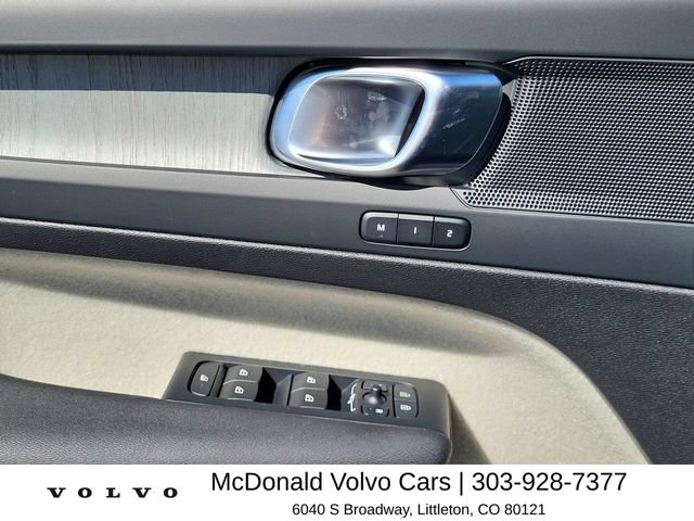 Used 2026 Volvo XC40 B5 Plus w/ Protection Package Premier AWD/4WD image 10
