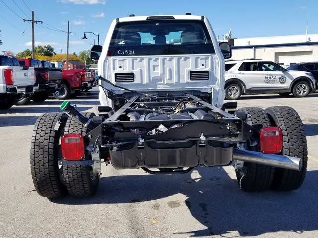 New 2026 Ford F550 2WD Regular Cab Super Duty image 4