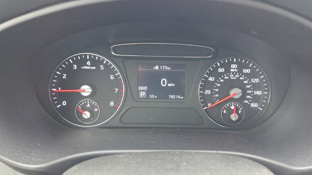 Used 2019 Kia Sorento LX image 16