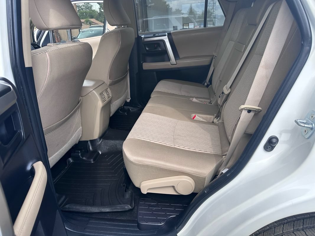 Used 2012 Toyota 4Runner SR5 AWD/4WD image 10