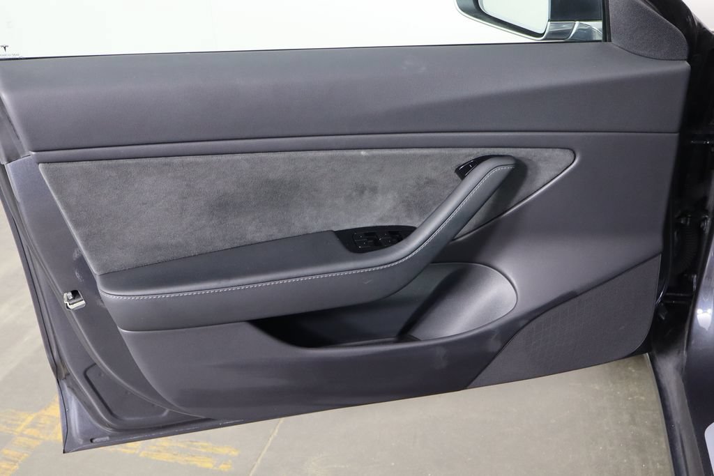 Used 2019 Tesla Model 3 Performance AWD/4WD image 17