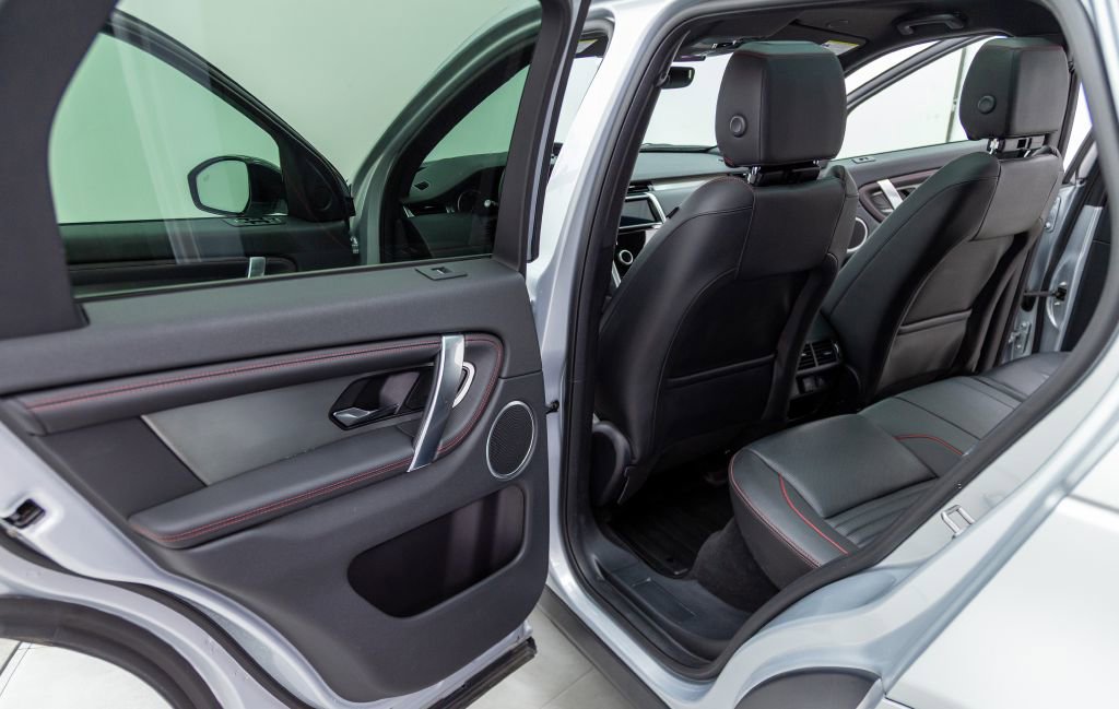 Used 2023 Land Rover Discovery Sport S R-Dynamic image 33