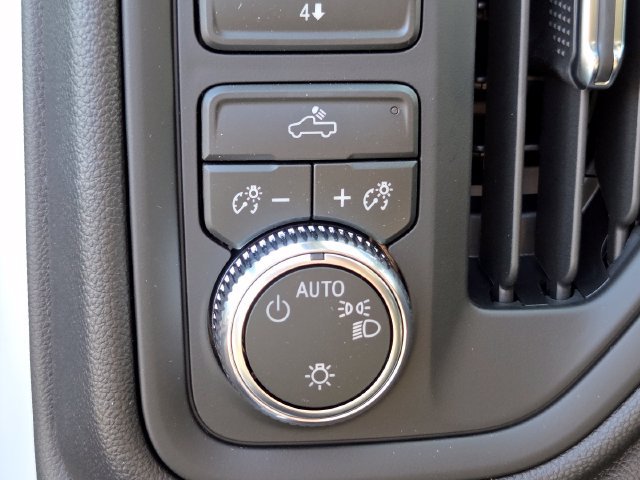 New 2026 GMC Sierra 2500 Pro AWD/4WD image 8