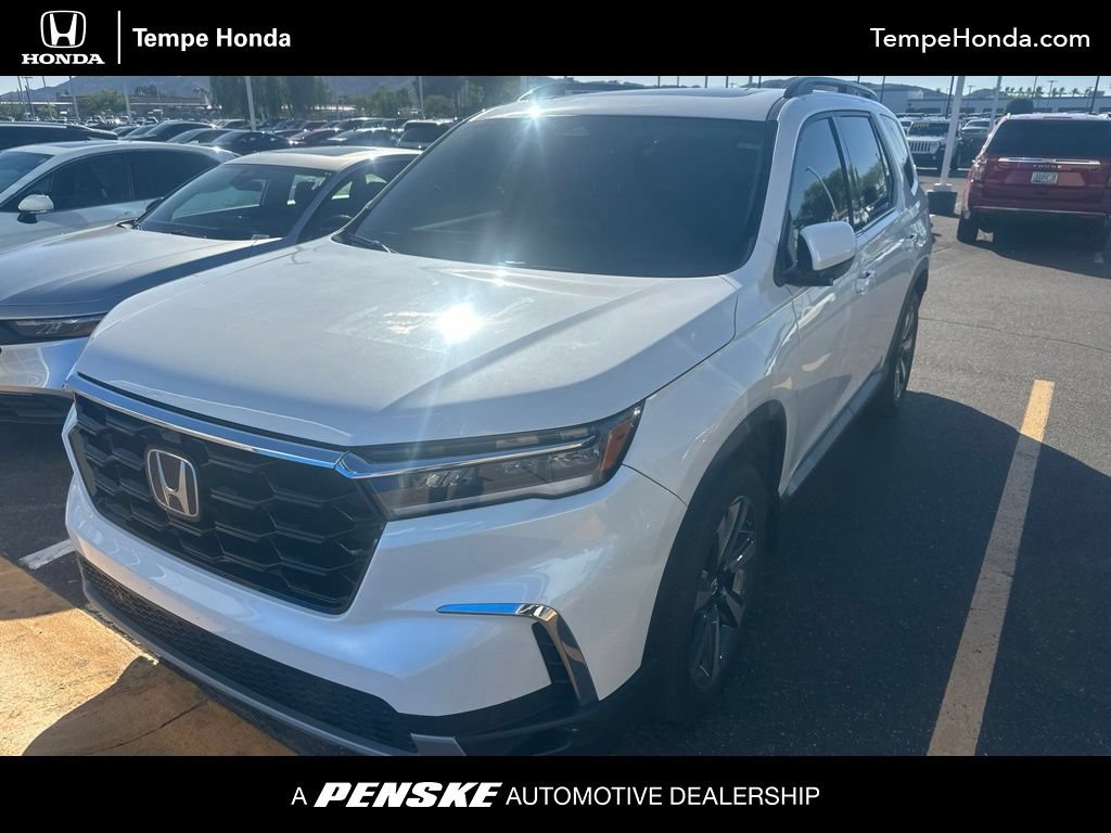 Certified 2025 Honda Pilot Elite image 1