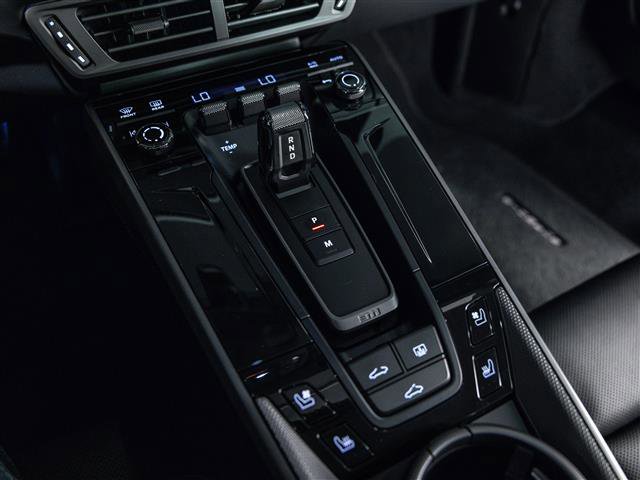 Used 2025 Porsche 911 Carrera image 23