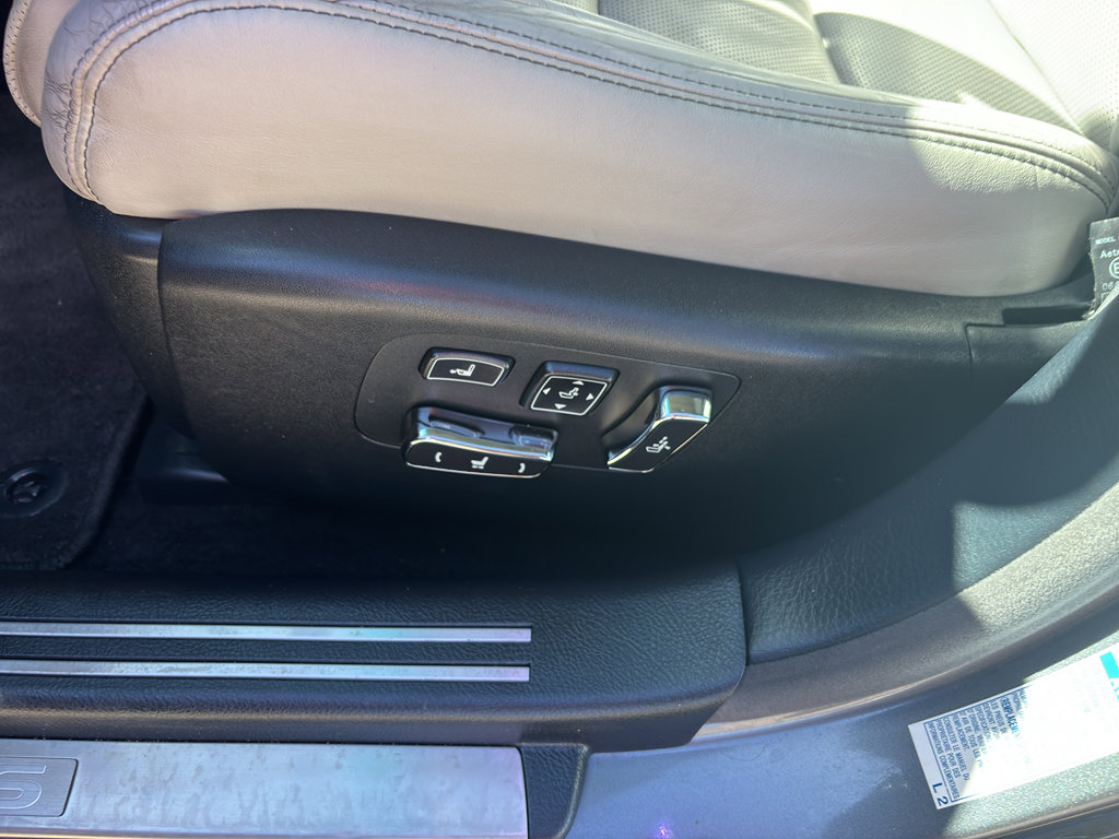 Used 2015 Lexus LS 460 AWD w/ Comfort Package image 20