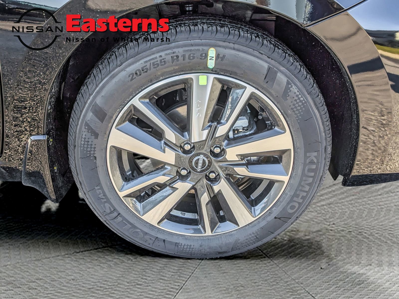 New 2025 Nissan Versa SV w/ Trunk Package image 25