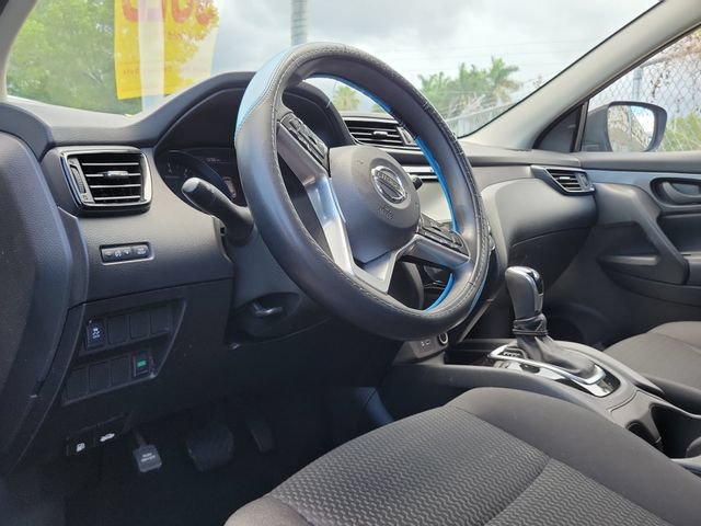 Used 2019 Nissan Rogue Sport S w/ Appearance Package FWD image 7