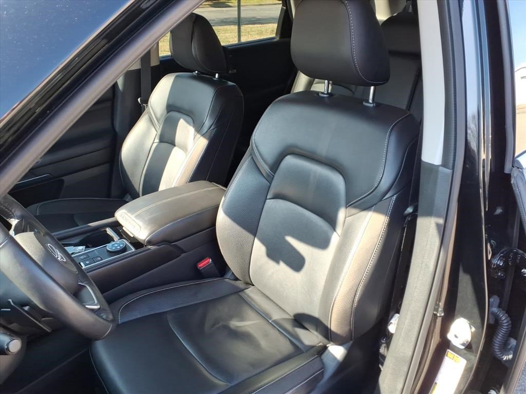 Used 2024 Nissan Pathfinder SL w/ Cargo Package image 31