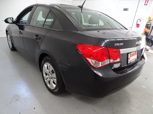 Used 2013 Chevrolet Cruze LS FWD image 14