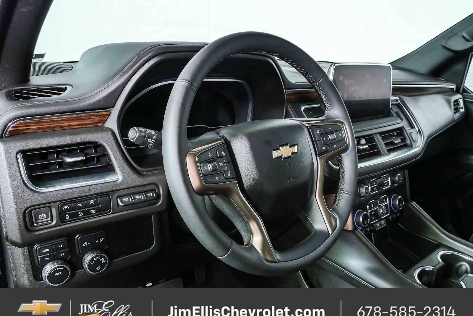 Certified 2023 Chevrolet Tahoe High Country w/ Premium Package 2 AWD/4WD image 4