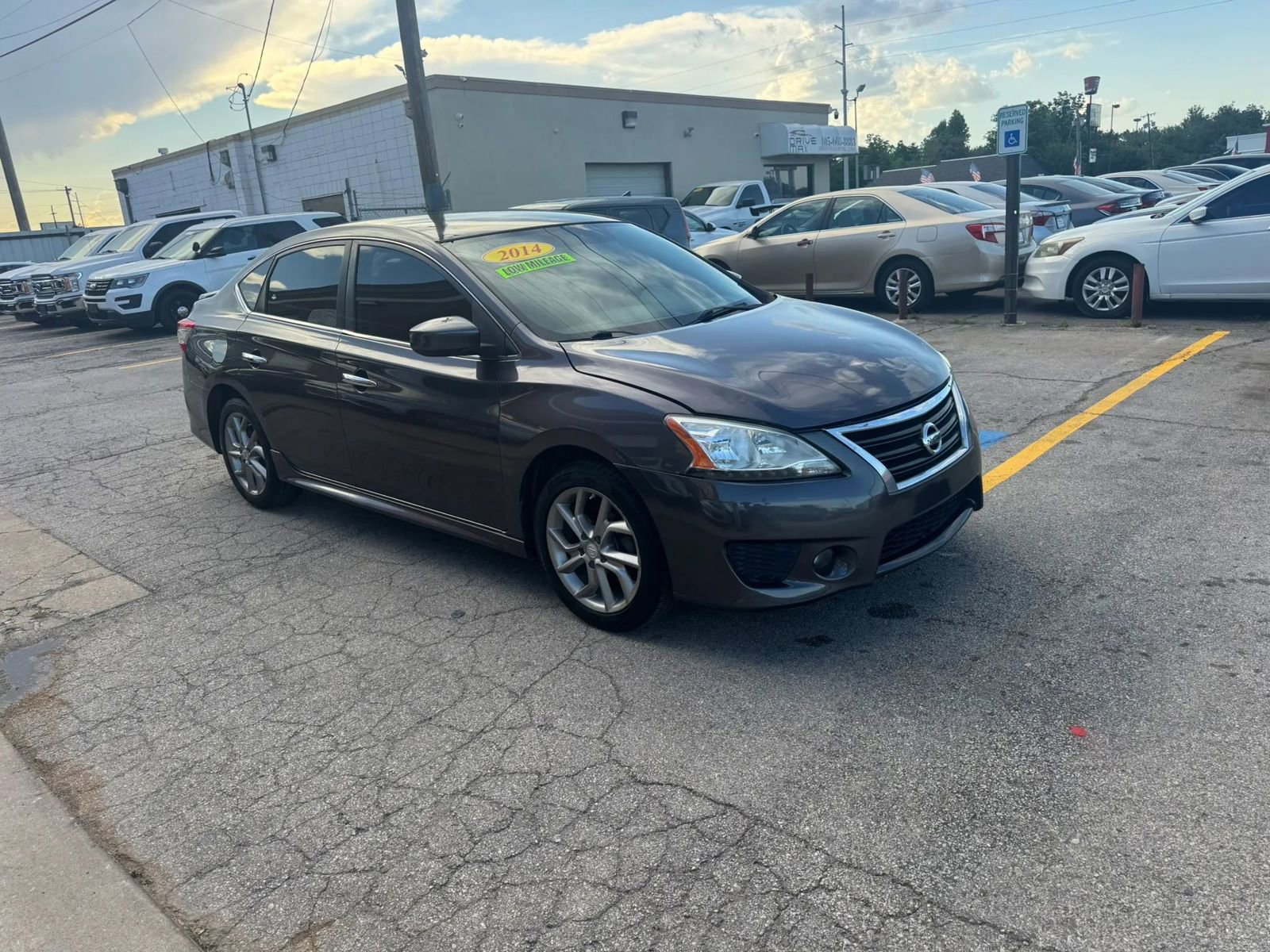 Used 2014 Nissan Sentra SR FWD image 6